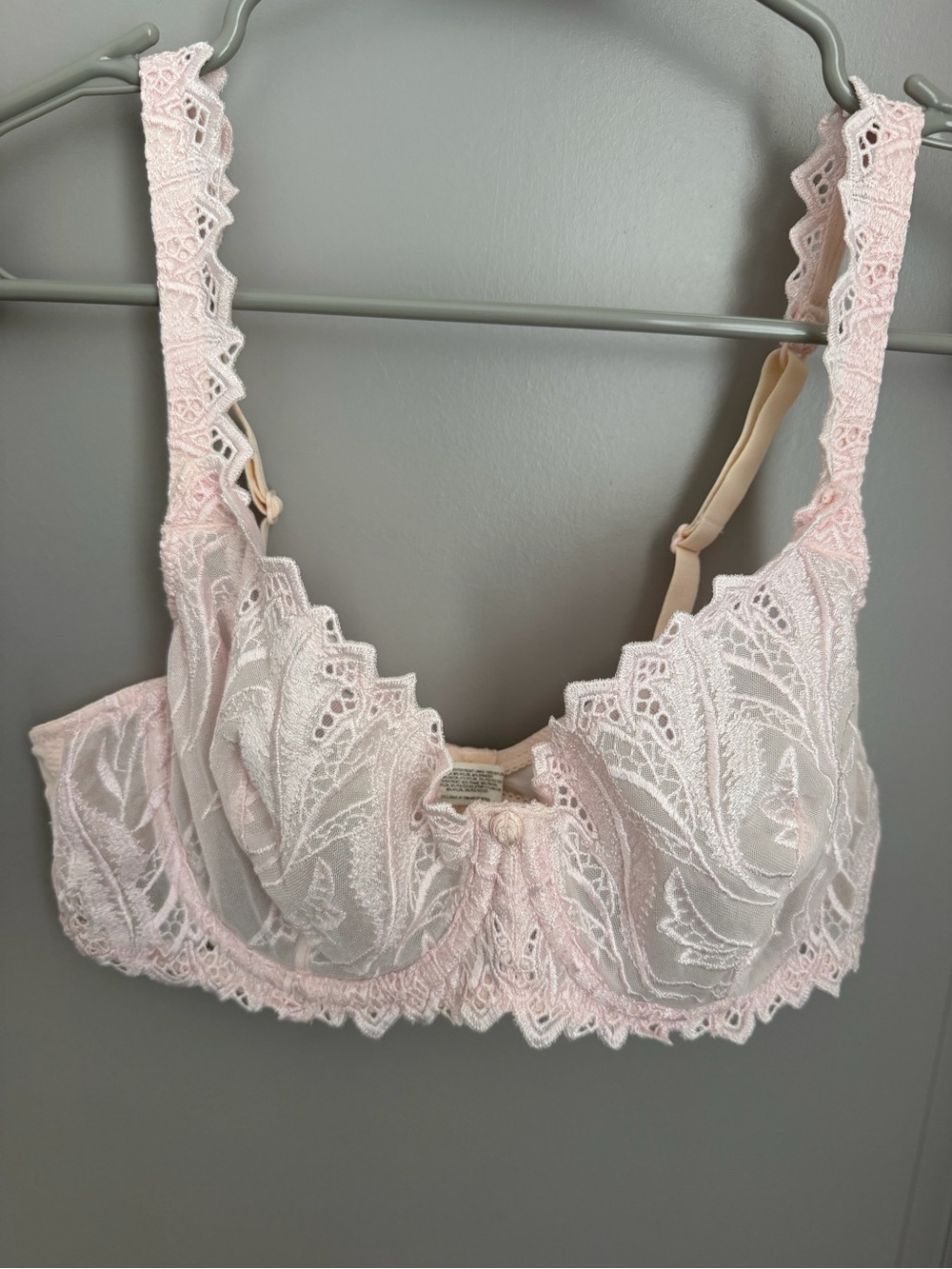Bali Light Pink Lace Underwire Bra with Sheer Embroidery